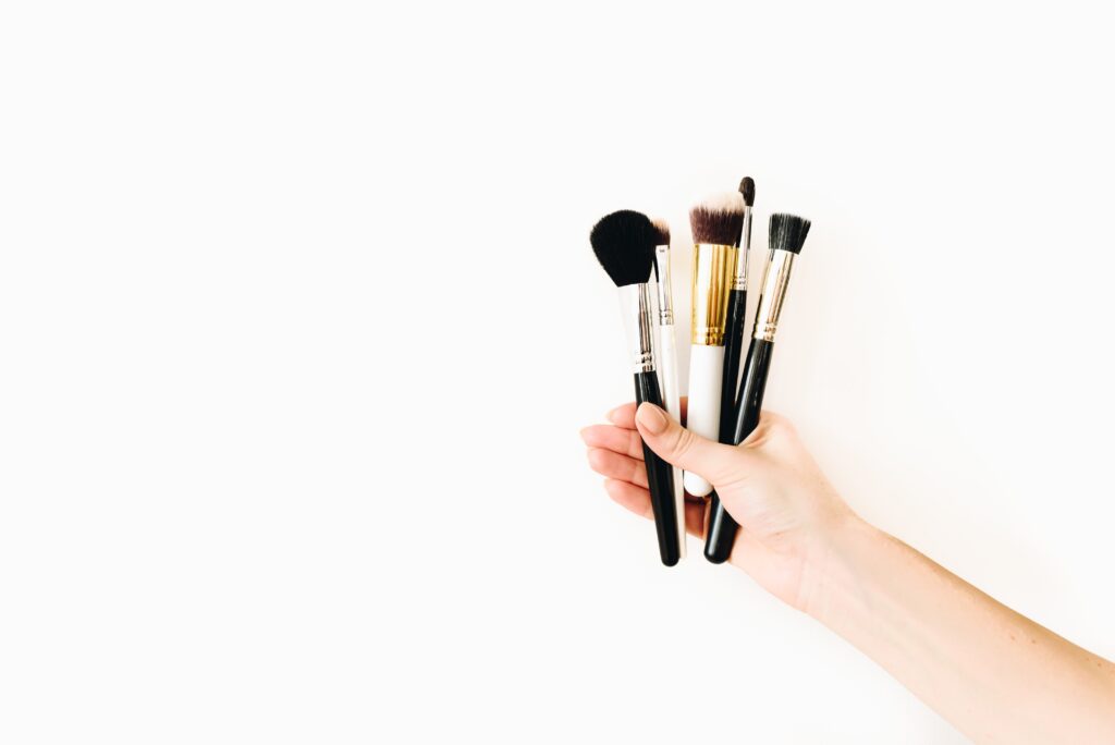 How to clean brushes
